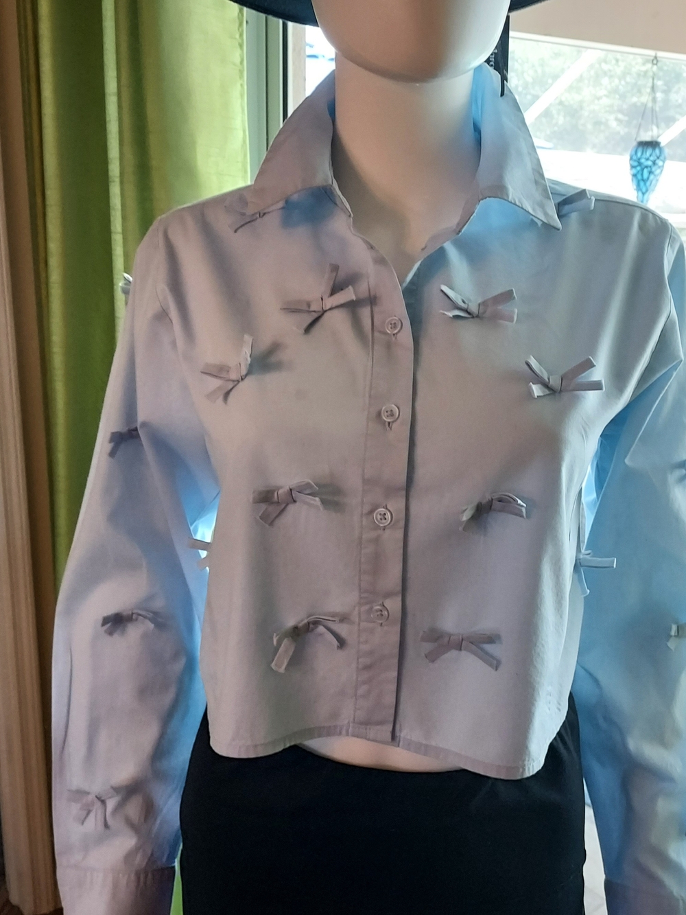 wild fable Light Blue Bow-Appliqué Button Front Cotton Shirt. Sz. XS